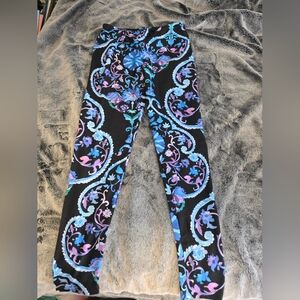 Elegant Floral Leggings - Black and Blue